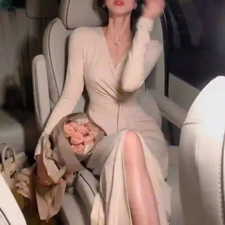 催泪治愈黑马《担保》成东日河智苑：要债大叔被迫养大欠债人的女儿，不是亲生胜似亲生